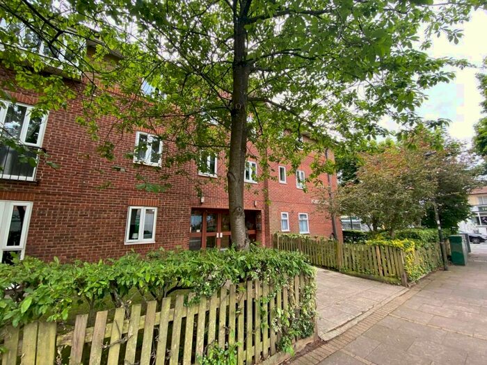 1 Bedroom Apartment To Rent In Foyes Court, Shirley Road, Shirley Southampton, SO15