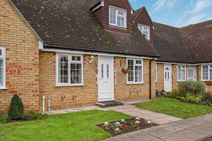 2 Bedroom Terraced House For Sale In Drewsteignton, Shoeburyness, SS3