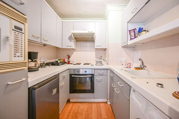 Studio To Rent In Fletcher Street, Tower Hamlets, London, E1