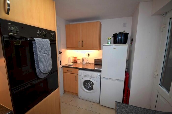 2 Bedroom Cottage To Rent In Well Yard, Holbrook, DE56