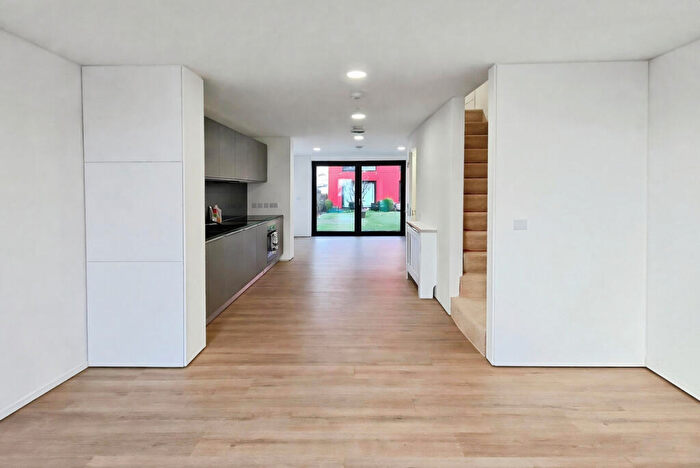 3 Bedroom End Of Terrace House To Rent In Redbridge Quay, Wallasey, CH41