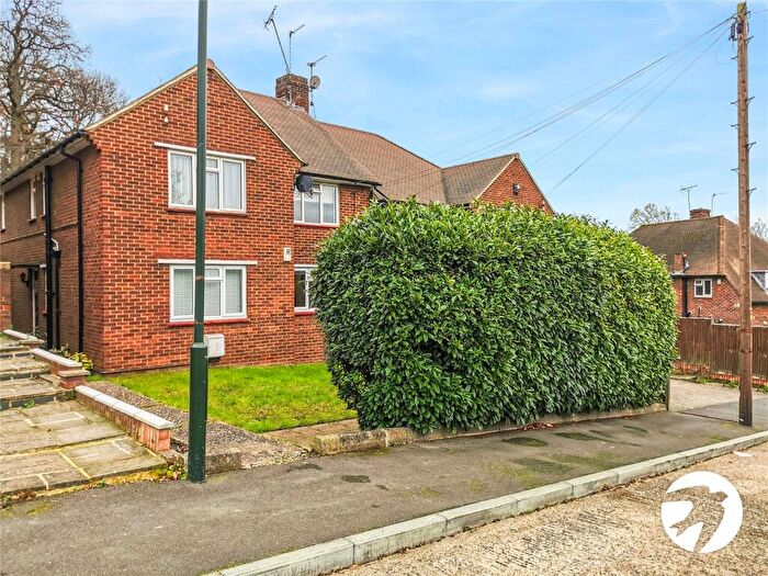 2 Bedroom Flat To Rent In Marden Crescent, Bexley, DA5