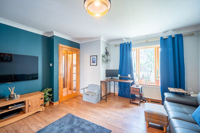 3 Bedroom Terraced House For Sale In Cameron Drive, Kirkcaldy, KY1