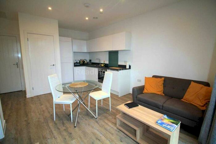1 Bedroom Apartment To Rent In Kings Road, Reading, RG1
