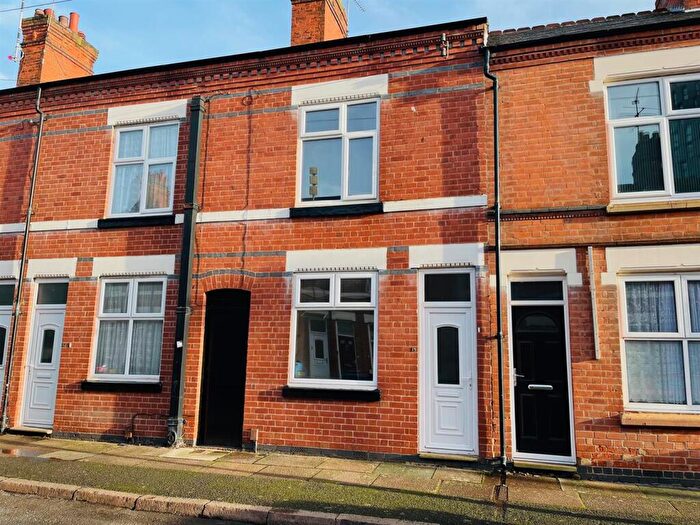 2 Bedroom House To Rent In Rydal Street, Leicester, LE2