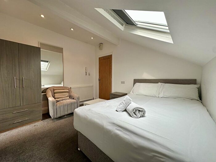 1 Bedroom Flat To Rent In Coldcotes Avenue, Leeds, LS9