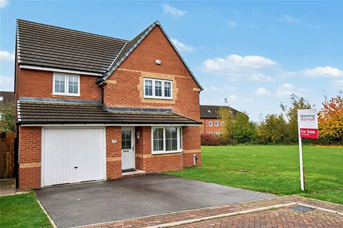 4 Bedroom Detached House For Sale In Fergusson Walk, Morley, Leeds, West Yorkshire, LS27