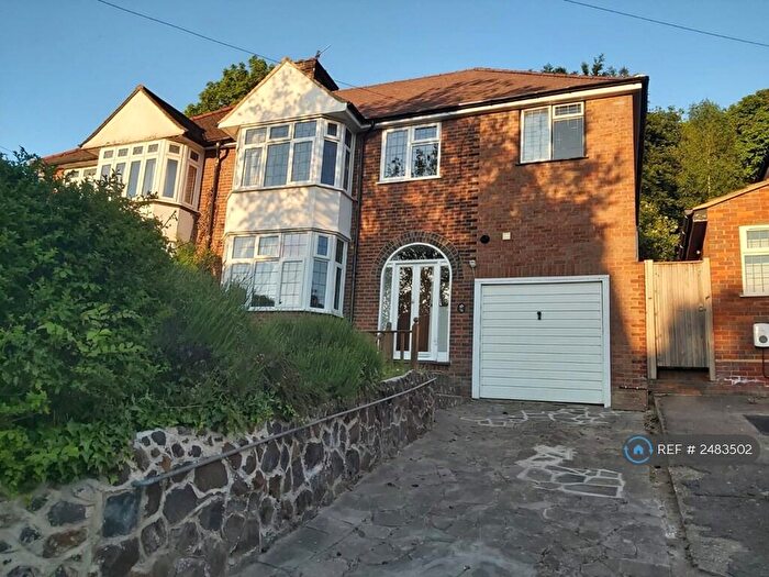 5 Bedroom Semi-Detached House To Rent In Wardown Crescent, Luton, LU2