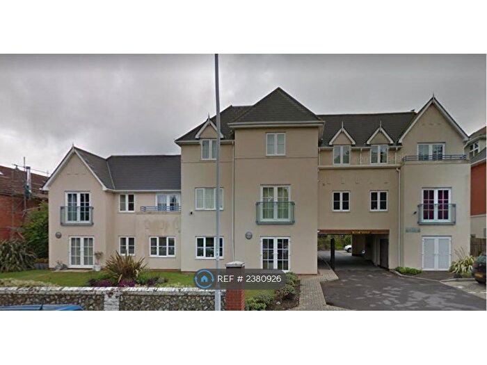 2 Bedroom Flat To Rent In Aspen Court, Worthing, BN11