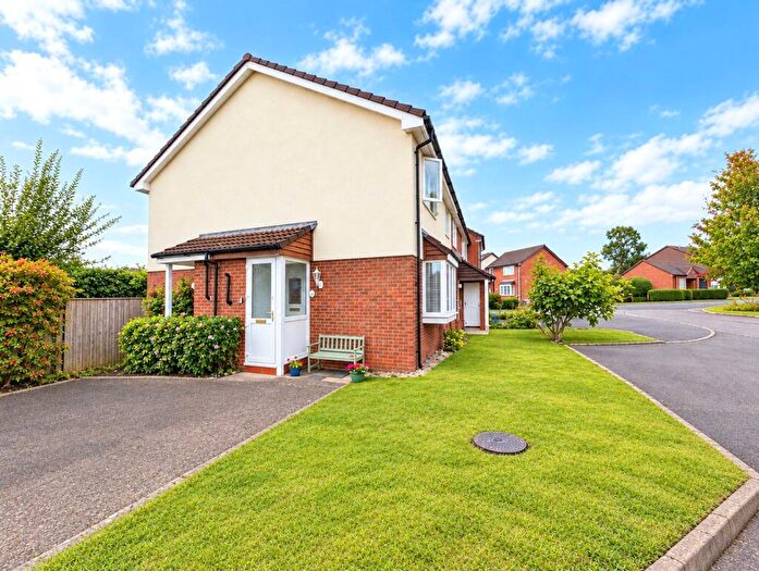 1 Bedroom House To Rent In Angel Place, Binfield, Bracknell, Berkshire, RG42