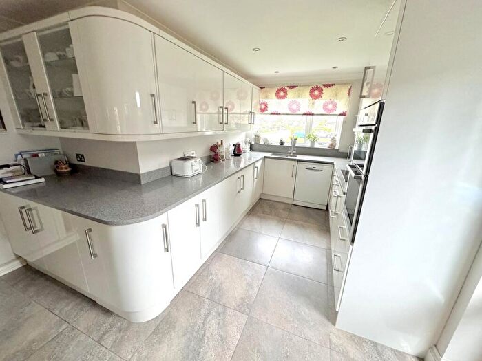 2 Bedroom Bungalow For Sale In Broadwater Avenue, Lilliput, Poole, BH14
