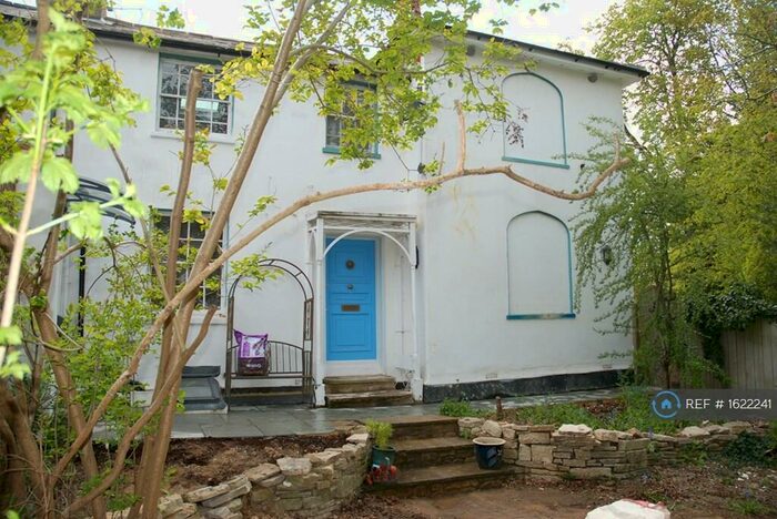 3 Bedroom Semi-Detached House To Rent In Epsom Road, Guildford, GU1