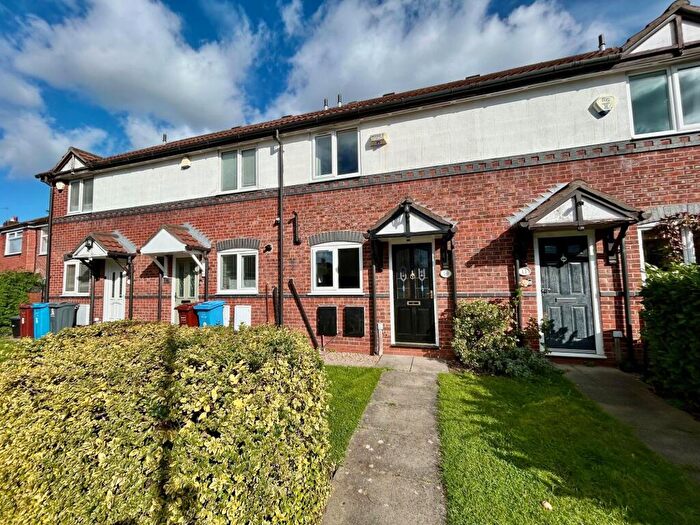 3 Bedroom Terraced House For Sale In Hanlith Mews, Manchester, M19