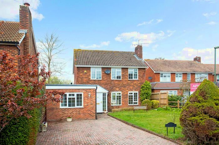 4 Bedroom Detached House To Rent In Cobham, KT11