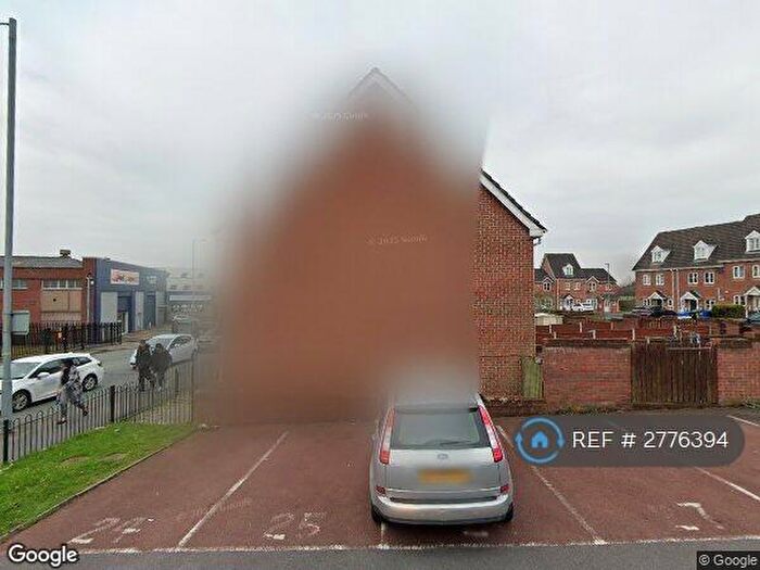 2 Bedroom Flat To Rent In The Heys, Ashton-Under-Lyne, OL6