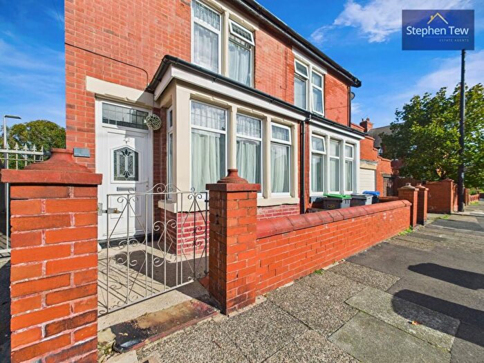 2 Bedroom Semi-Detached House For Sale In Ripon Road, Blackpool, FY1