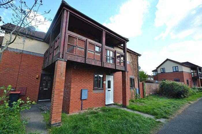 2 Bedroom Semi-Detached House For Sale In Ashpole Furlong, Loughton, Milton Keynes, MK5