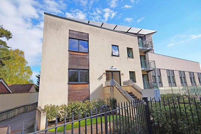 2 Bedroom Flat To Rent In Montpellier Terrace, Cheltenham, GL50