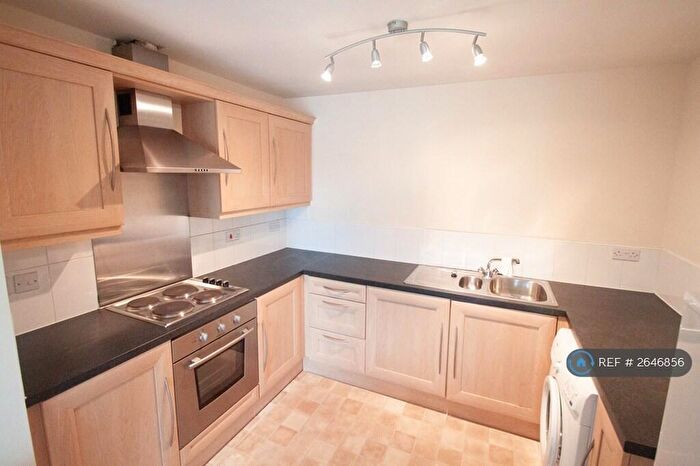 1 Bedroom Flat To Rent In Manor Road, Levenshulme, Manchester, M19
