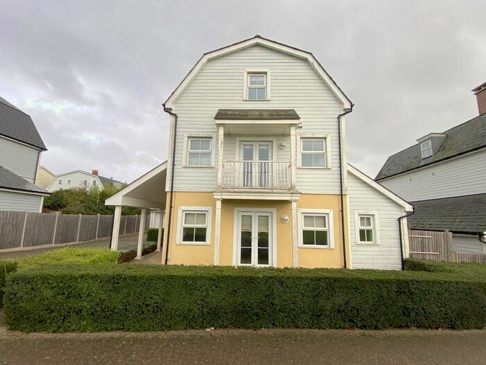 5 Bedroom Property To Rent In Sherbrooke Way, Worcester Park, KT4