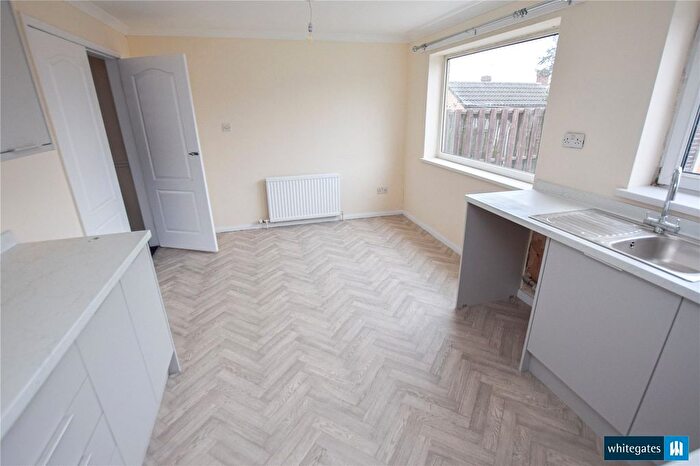 3 Bedroom Semi-Detached House To Rent In Lightfoot Close, Castleford, West Yorkshire, WF10