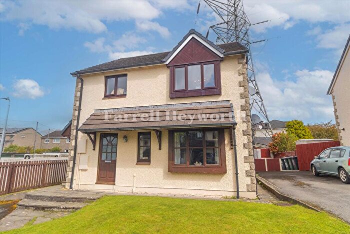 2 Bedroom Flat For Sale In Valley Drive, Kendal, LA9
