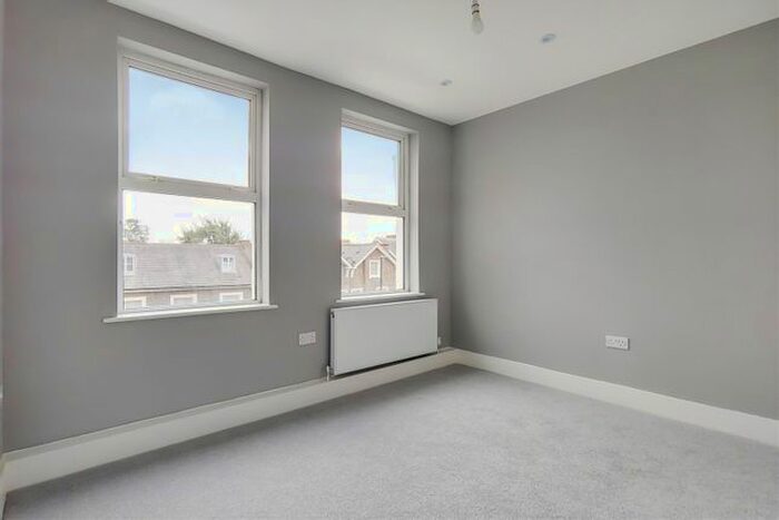 1 Bedroom Flat To Rent In Coldharbour Lane, London, SW9