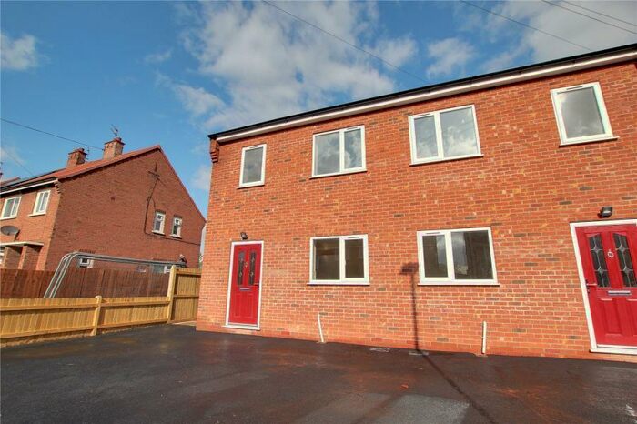 2 Bedroom Semi-Detached House To Rent In The Close, Cottingham, HU16