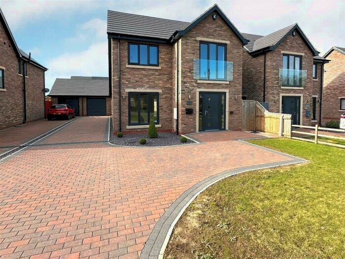 4 Bedroom Detached House For Sale In Manby Middlegate, Grimoldby, LN11
