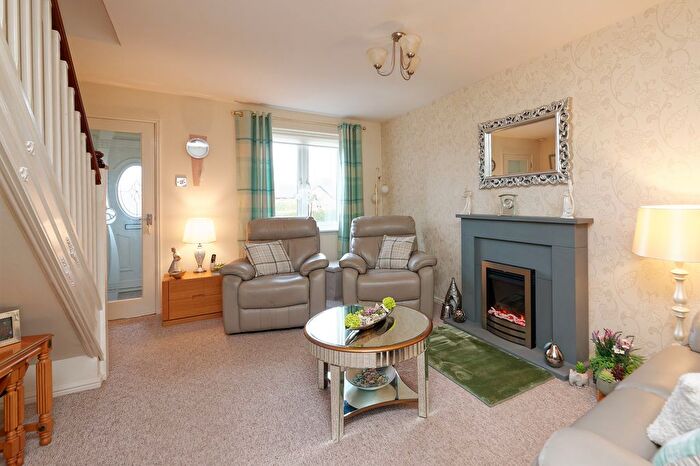2 Bedroom Terraced House For Sale In Cromptons Grove, Paisley, PA1