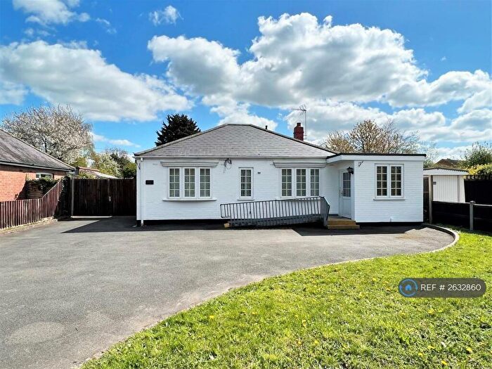 3 Bedroom Bungalow To Rent In Tachbrook Road, Leamington Spa, CV31