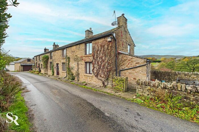 4 Bedroom Cottage For Sale In New Smithy, Chinley, SK23