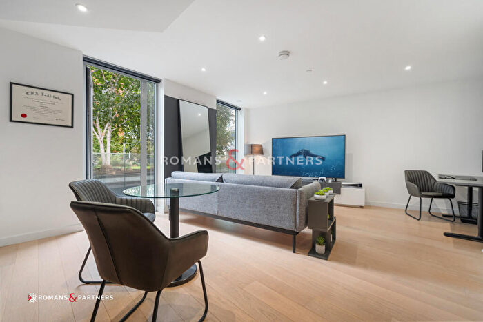 2 Bedroom Apartment For Sale In Charrington Tower, Canary Wharf, E14