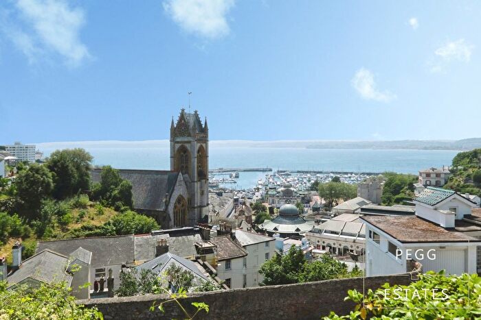 2 Bedroom Flat For Sale In Braddons Cliffe, Torquay, TQ1