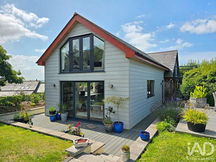 4 Bedroom Country House For Sale In ., Bridgerule, EX22