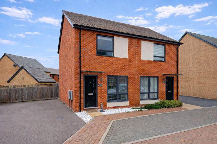 2 Bedroom Semi Detached House For Sale In Baker Grove, Glebe Farm, Milton Keynes, MK17