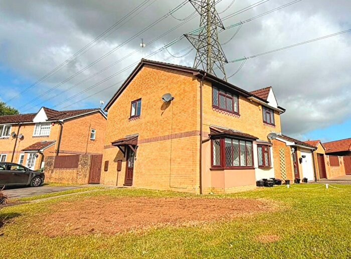 2 Bedroom Semi Detached House To Rent In Ynysddu, Pontyclun, CF72