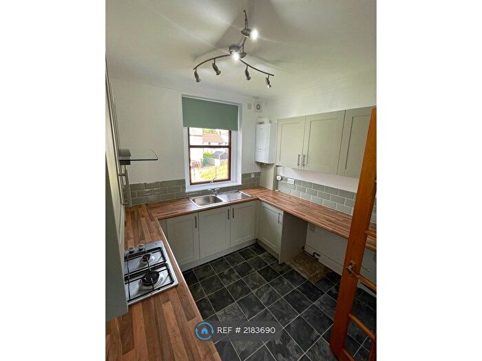 2 Bedroom Flat To Rent In Stratheden Place, Auchtermuchty, Cupar, KY14