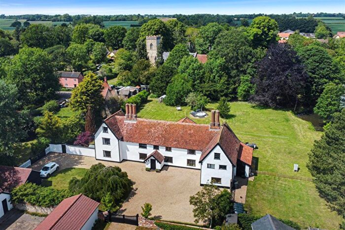 8 Bedroom Detached House For Sale In Green Hall, Finningham, IP14