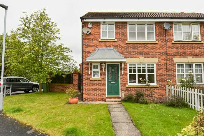 3 Bedroom Semi-Detached House To Rent In Copmanthorpe Lane, Bishopthorpe, York, YO23