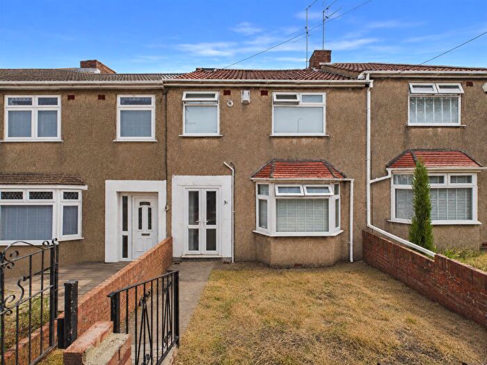 3 Bedroom House For Sale In Gilbert Road, Kingswood, Bristol, BS15