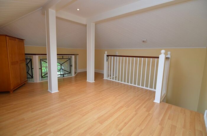 1 Bedroom Flat To Rent In Rowanwood Avenue, The Hollies, DA15
