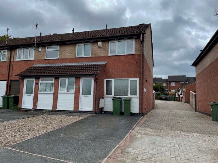 3 Bedroom House To Rent In Ashleigh Road, Glenfield, LE3