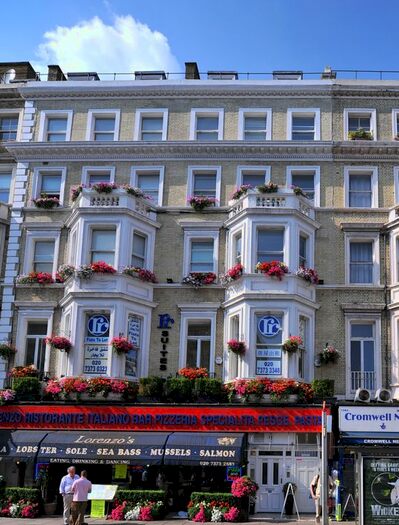 Studio To Rent In Cromwell Road, London, SW7
