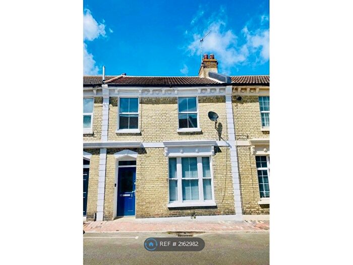 3 Bedroom Terraced House To Rent In Brightland Road, Eastbourne, BN20