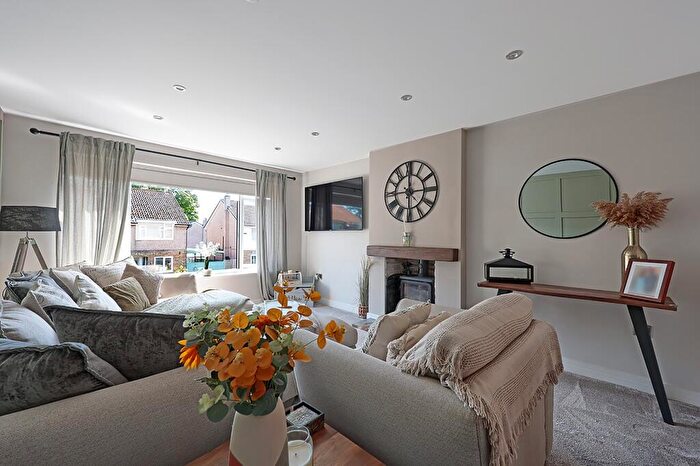 4 Bedroom Detached House For Sale In Mint Avenue, Barrowford, Lancashire, BB9