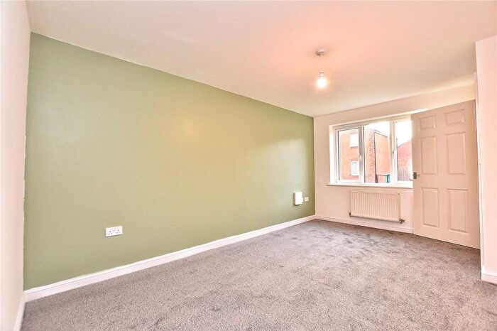 2 Bedroom Semi-Detached House For Sale In Beaconsfield Road, Rochdale, Greater Manchester, OL11