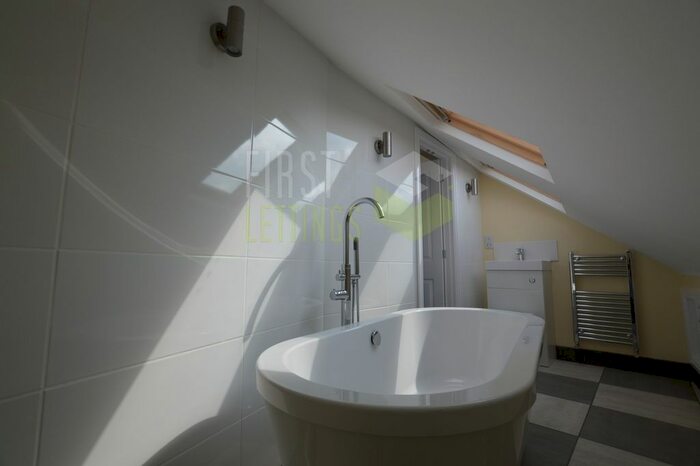 4 Bedroom Terraced House To Rent In Lytton Road, Clarendon Park LE2