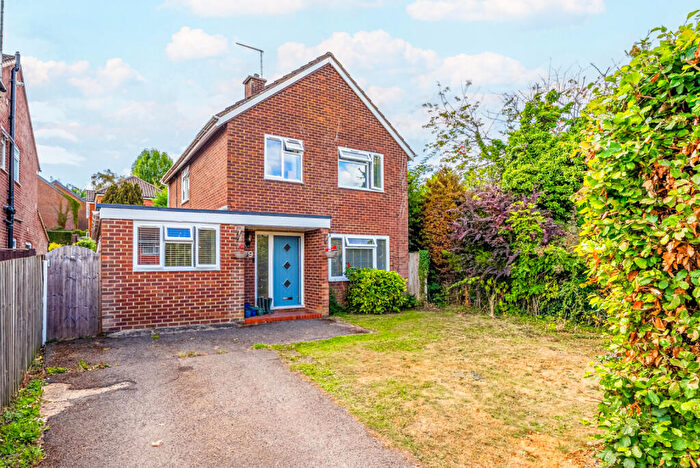 4 Bedroom Detached House For Sale In Lybury Lane, Redbourn, St. Albans, Hertfordshire, AL3