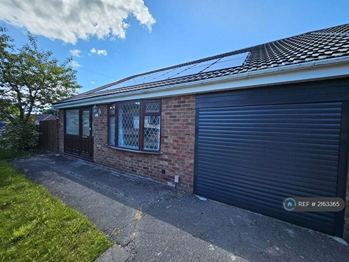 3 Bedroom Bungalow To Rent In St. Helens Road, Whittle-Le-Woods, Chorley, PR6